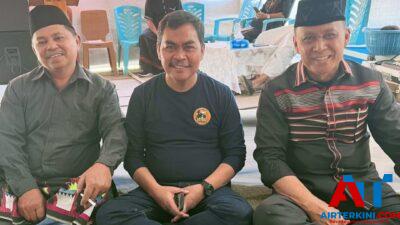 Ketika VDB – dr. Zadrak Duduk Berdampingan