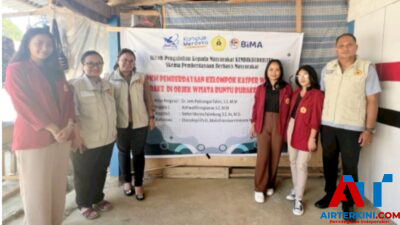 Dosen Fakultas Ekonomi UKI Toraja Gelar PKM Bersama Pelaku UKM