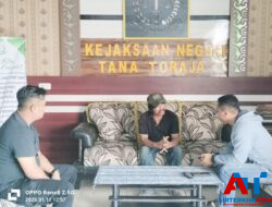 Pekerjaan Jalan Rabat Beton di Kantor Kejari Tator Diprotes Warga