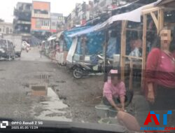 Bupati Torut Minta Aktivitas Berjualan di Trotoar Dihentikan dan Ditertibkan