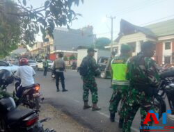 Dikawal Ratusan Aparat, Aksi Perlawanan Eksekusi Tongkonan Ka’pun di Depan Pengadilan Makale Berjalan Aman